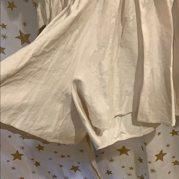 Beige romper - Picture 5 of 10